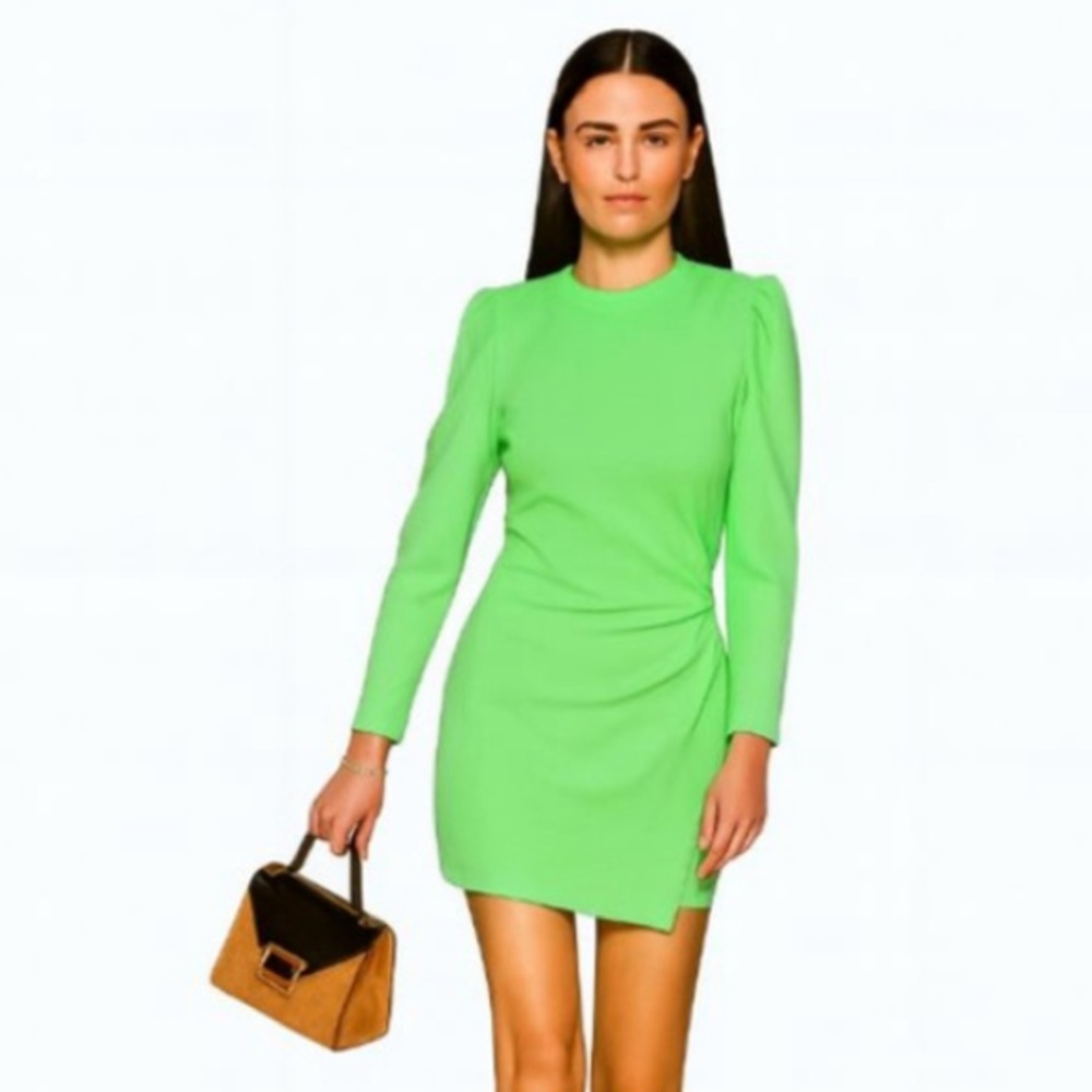 🆕🌹Elegant Green Dress🌹 - Picture 1 of 9